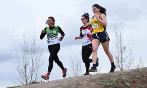 Más de 100 atletas participaron en 1° fecha del Cross Country regional