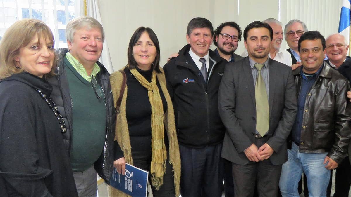 Emotiva despedida del presidente temporal del CORE