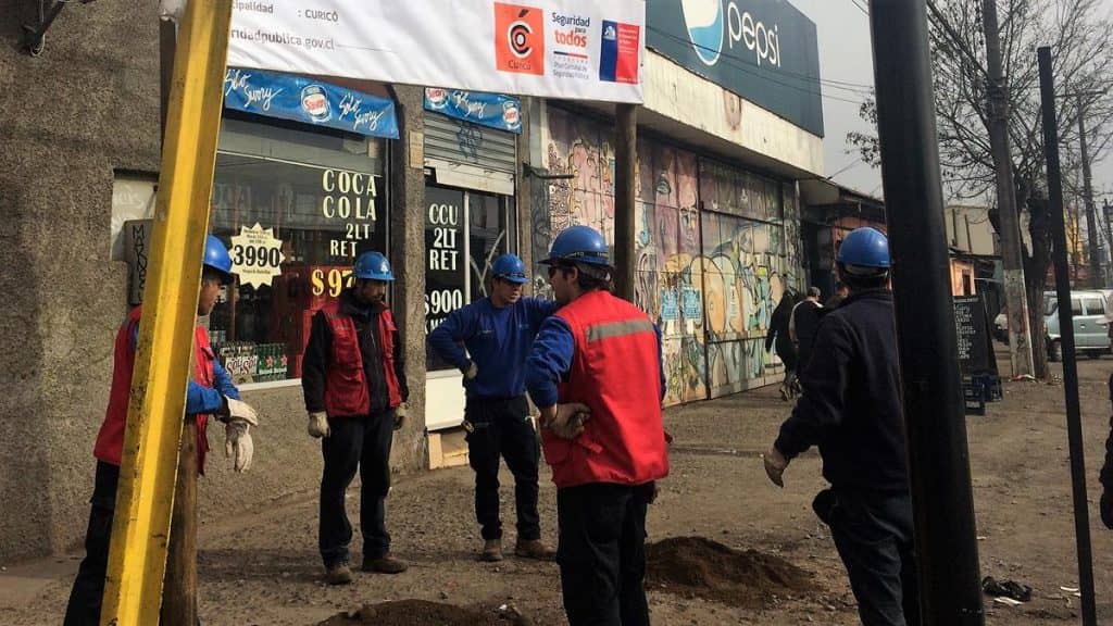 Comenzó instalación de nuevas luminarias en avenida O´Higgins