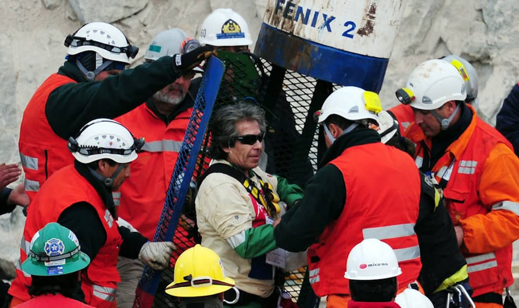 Uno de "los 33" internado por grave enfermedad