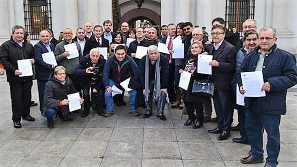 Asociación Chilena de Municipalidades abordará la crisis educacional