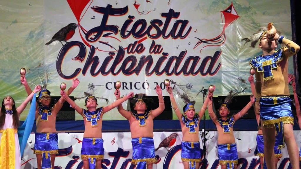 Miles de personas asistieron a primera jornada de la Fiesta de la Chilenidad