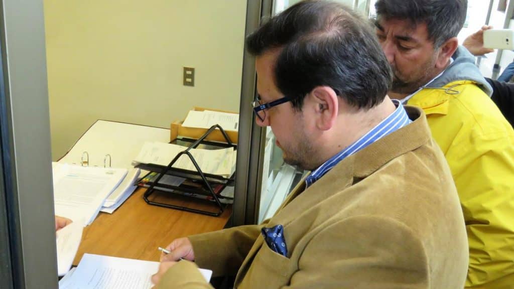 Denuncian eventual uso de recursos municipales en campañas políticas