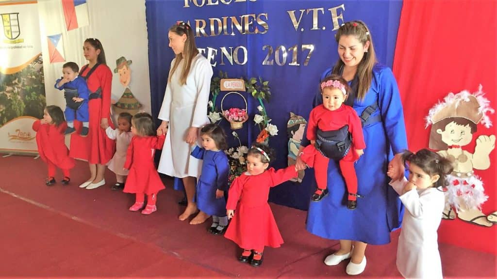 [FOTOS] Jardines infantiles de Teno realizaron muestra folclórica