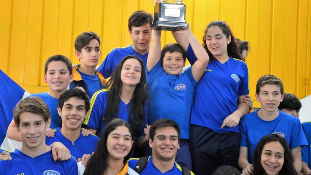Sede Maule se quedó con “Copa Natación UCM 2017”