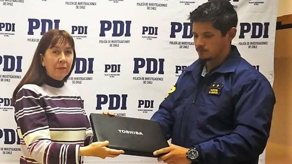 Detectives recuperan notebook sustraído desde corredora de propiedades