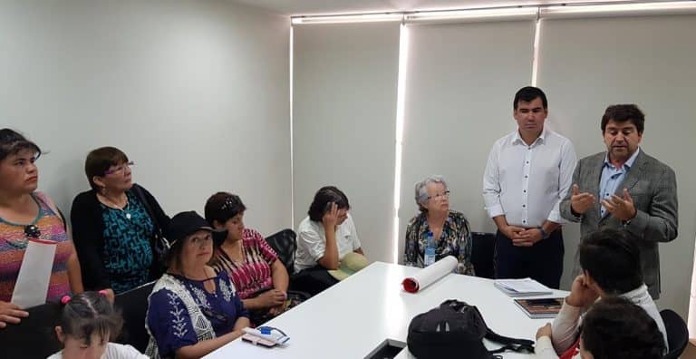 CGE se reúne con vecinos de Pelarco y acuerdan trabajo conjunto para mejoras del servicio