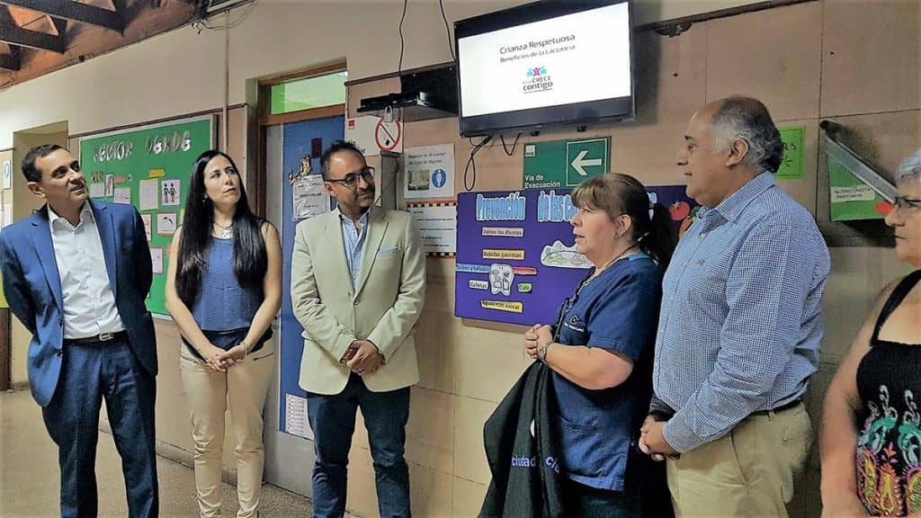 Donan valioso televisor para Cesfam Colón