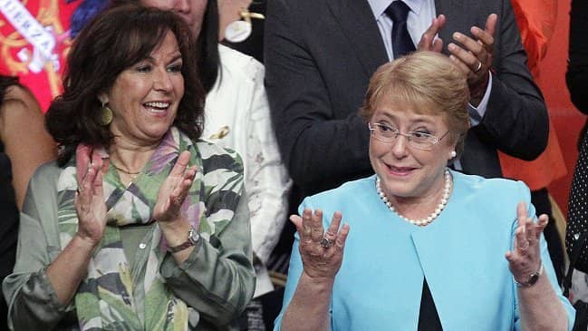 Bachelet promulgó la Ley Sanna, padres podrán cuidar a hijos enfermos