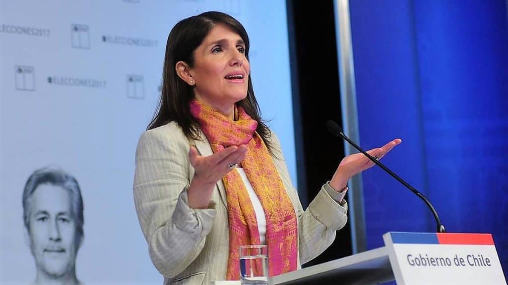 Gobierno anuncia querella por la muerte de 16 pacientes en lista de espera en Rancagua