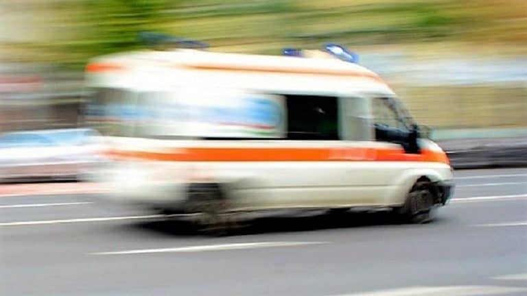 Traspasan en comodato ambulancia a Asociación de Ciclismo de Curicó