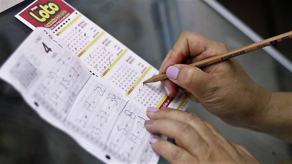 Excoronel era indagado por el fraude en Carabineros, pero se había ganado el Loto