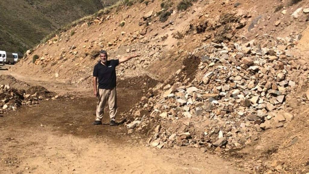[FOTOS] Retraso en trabajos de despeje mantienen cerrado el Paso Vergara