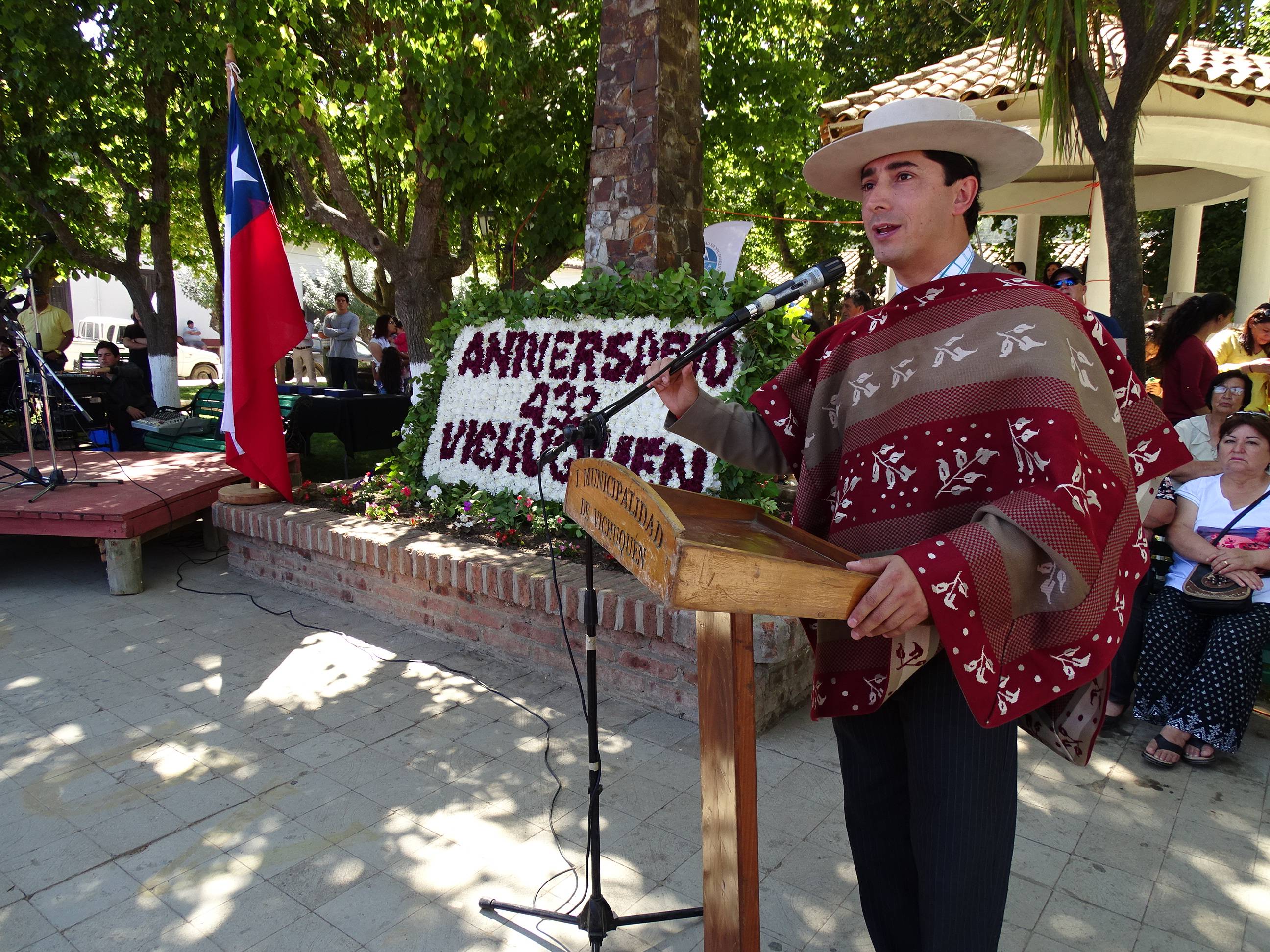 Vichuquén Celebró sus 433 años con emotiva misa y acto cívico