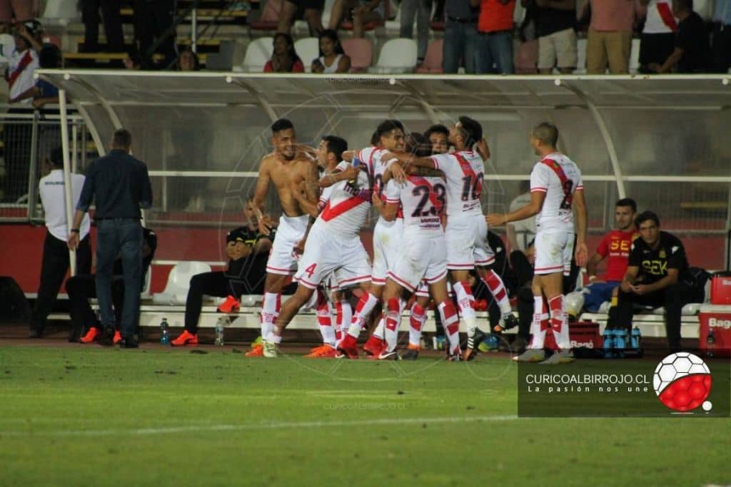 Curicó logra épico empate en los últimos 5 minutos del partido