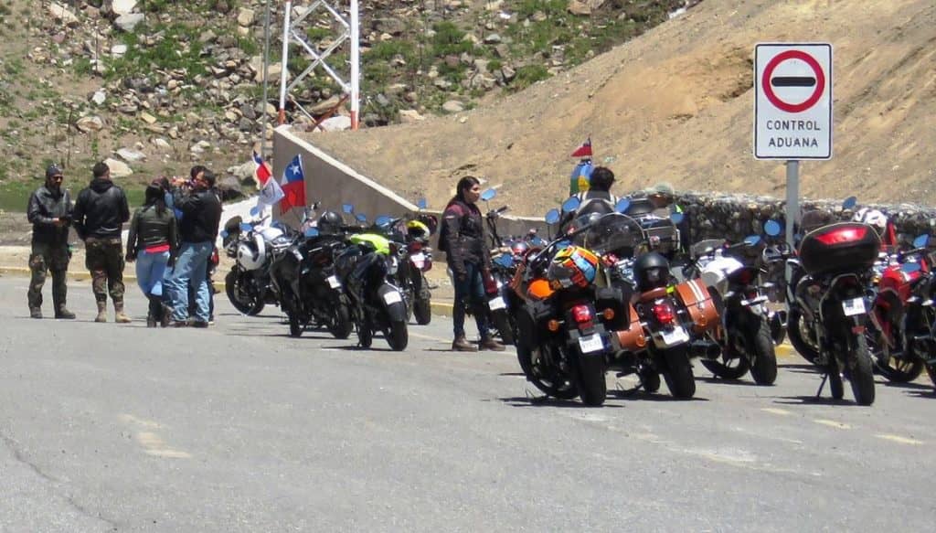 500 motoqueros chilenos y argentinos se reunirán en Linares