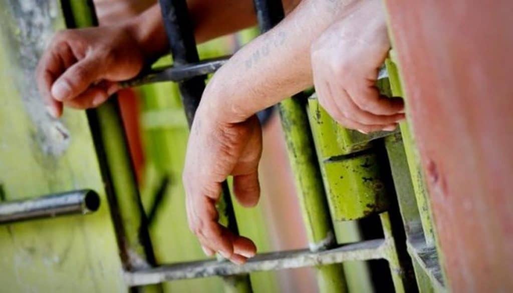 Reo fue apuñalado al interior de la Cárcel de Curicó