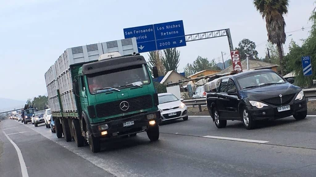 [VIDEO] Tres lesionados dejó accidente en ingreso al Puente Lontué