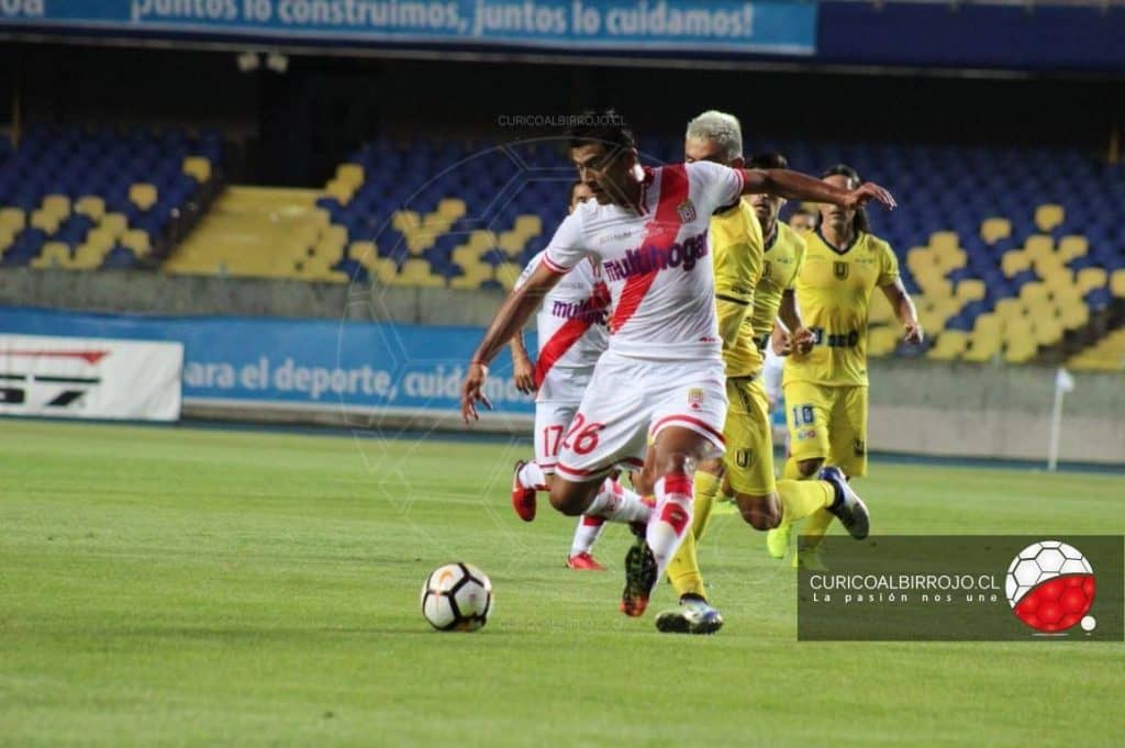 Curicó Unido logró valioso empate en su visita a Concepción