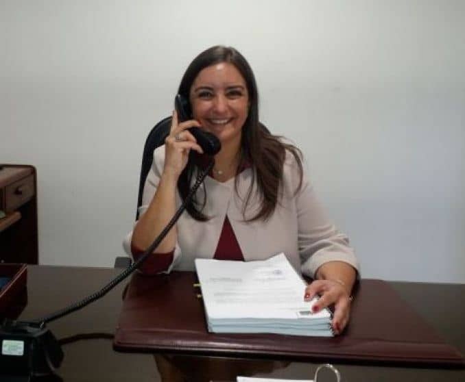Investigaran caso de curicanas que fueron notificadas a devolver bono