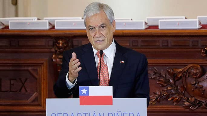 Cadem: Aprobación de Piñera llega a un 51% en su primera semana de mandato