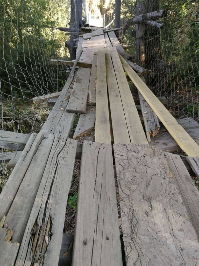 Comunidad de Las Buitreras ruega por reparación de pasarela peatonal