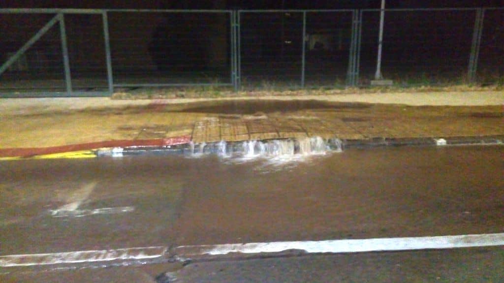 Extenso corte se agua afectó al centro de Curicó