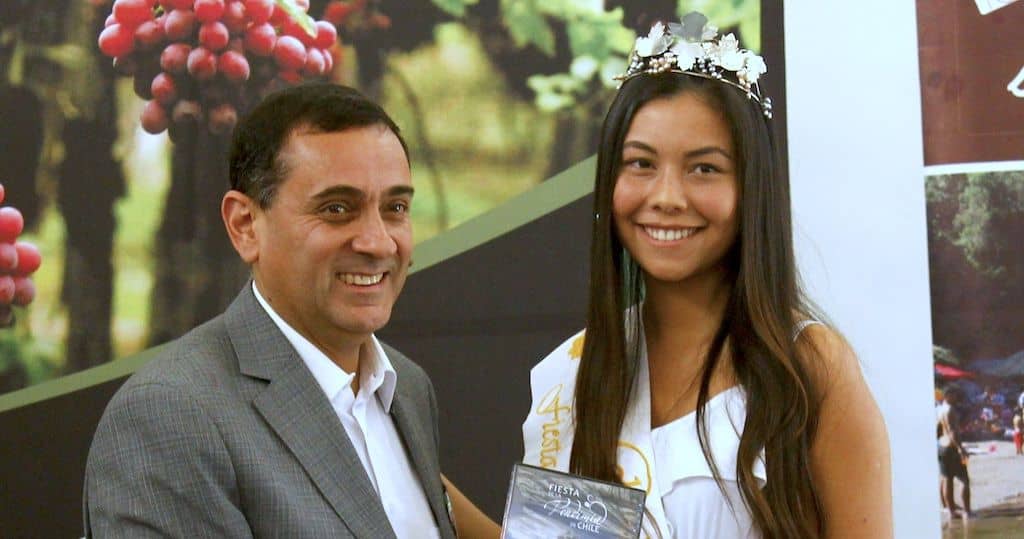 Investigarán denuncia de "malos tratos" revelada por la Reina de la Vendimia