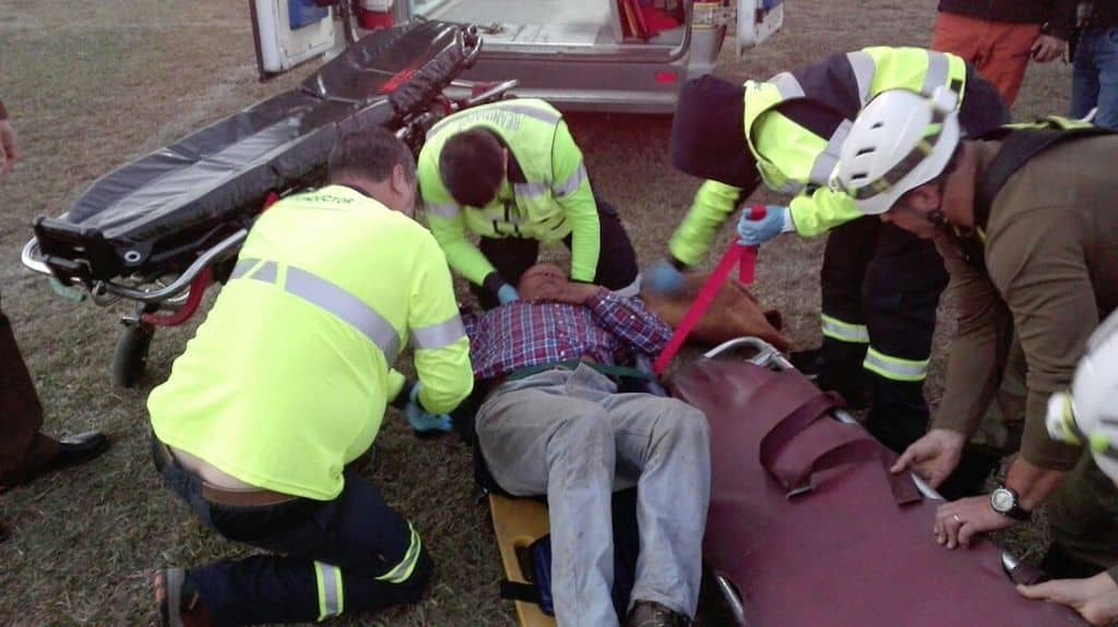 Operativo aéreo permitió salvar la vida a arriero fracturado en la cordillera