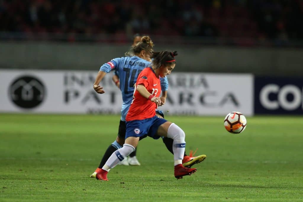 Javiera Grez fue pieza clave en triunfo de Chile sobre Uruguay