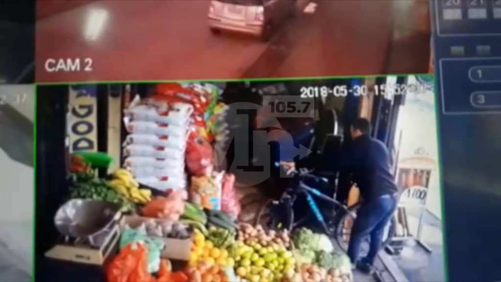 [VIDEO] Delincuente queda grabado al robar una bicicleta