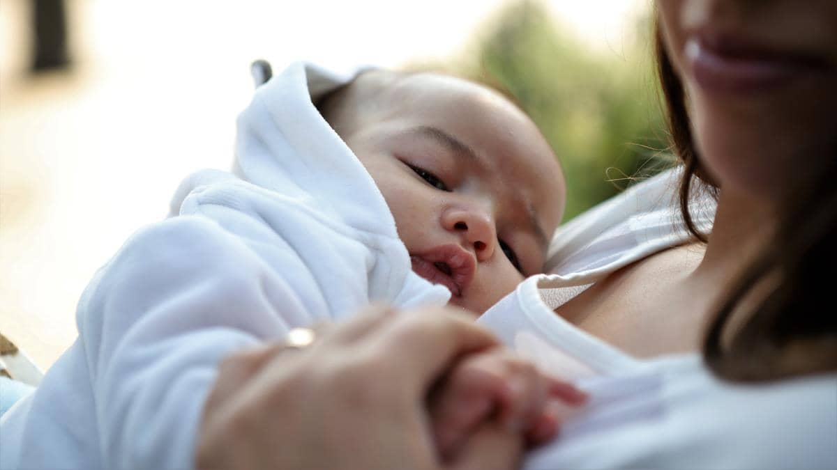 Guaguas con apego seguro se convertirán en adultos más sanos
