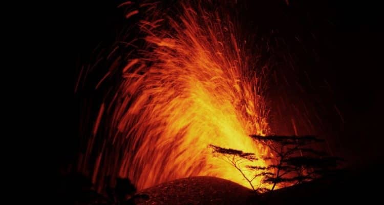 Hawái: ¿Por qué es tan peligroso que la lava del volcán Kilauea llegue al mar?