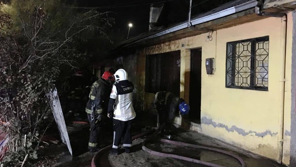Nuevo caso: acumulador compulsivo provocó incendio en Curicó