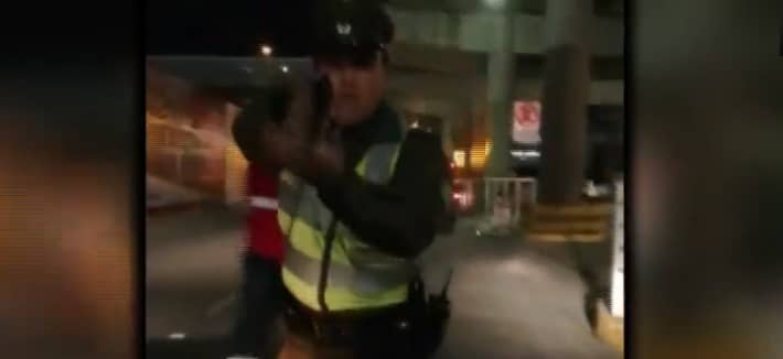 [VIDEO] Conductor de Uber es baleado por carabinero