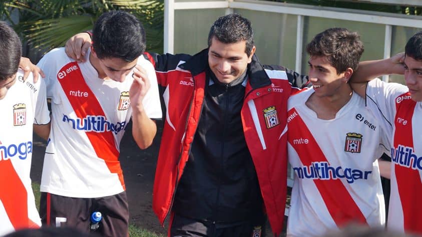 Curicó Unido busca DT apuntando a la formación de entrenadores locales