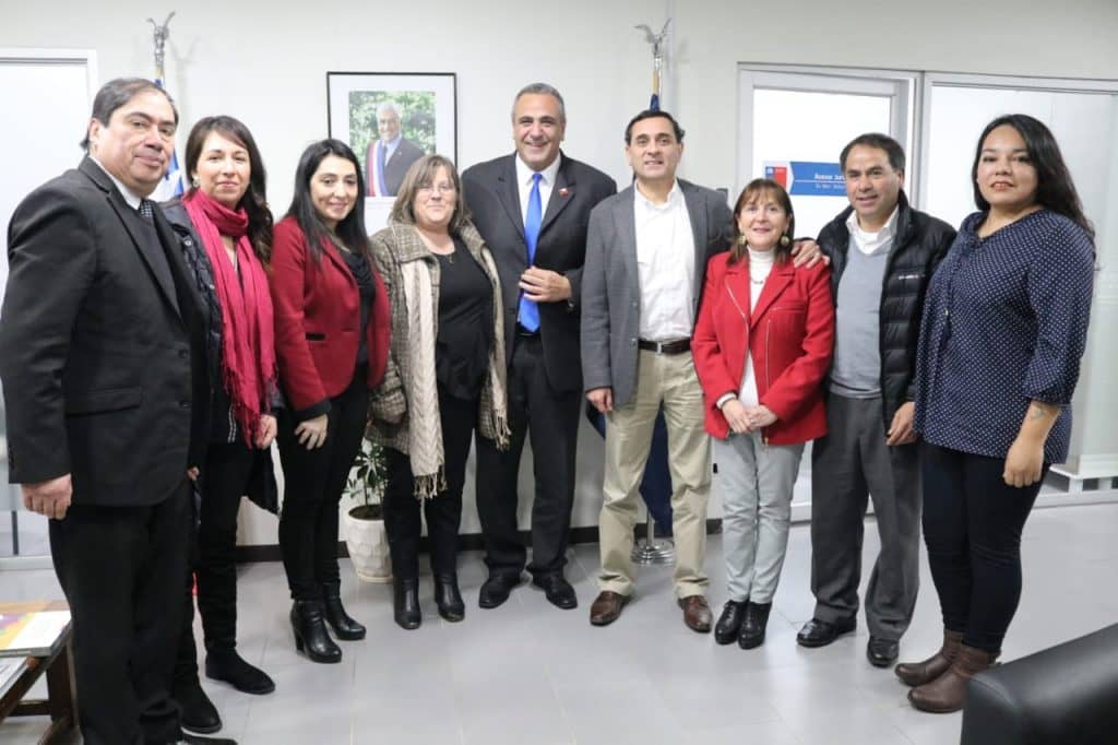 Presentan proyecto para recuperar Escuela Balmaceda
