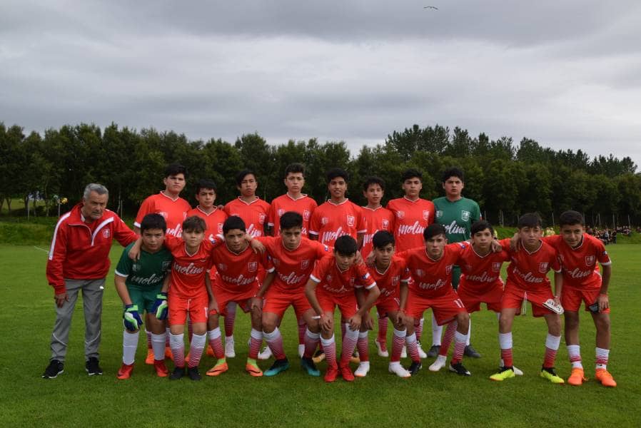 Colegio Reino de Dinamarca de Molina fue subcampeón en Islandia