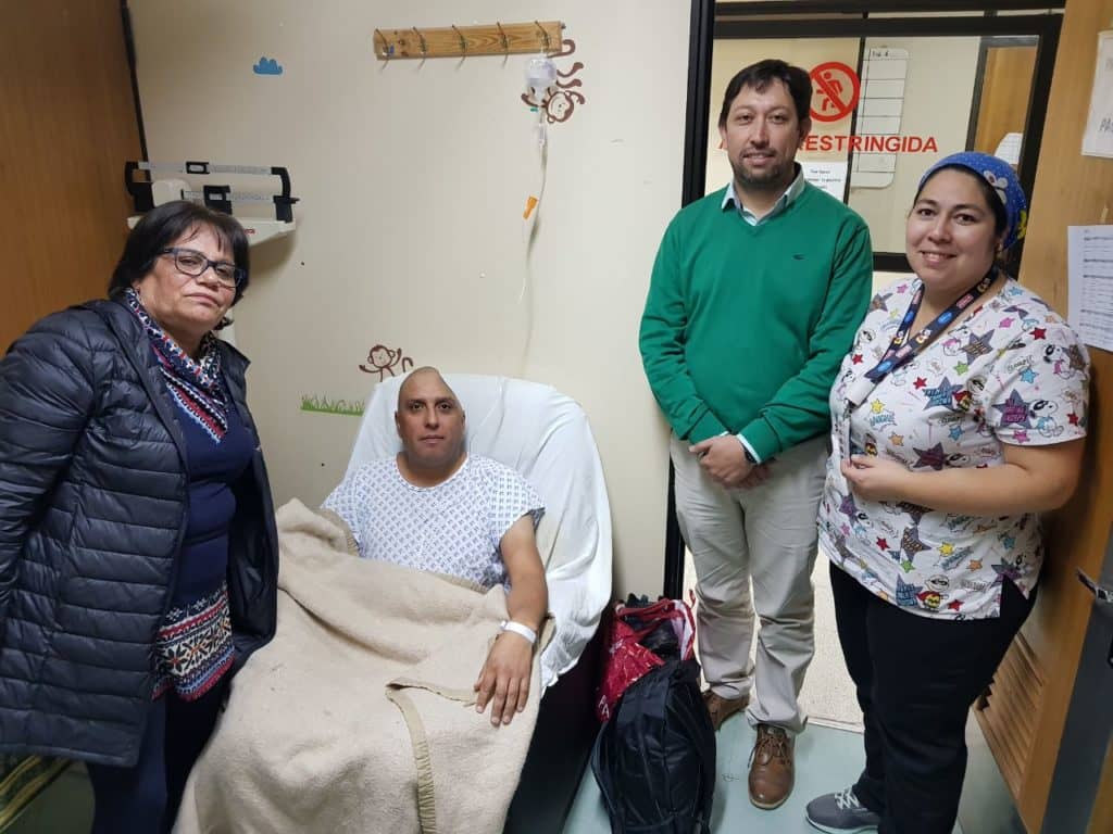 Hospital Curicó realizó compleja cirugía de implante de cráneo