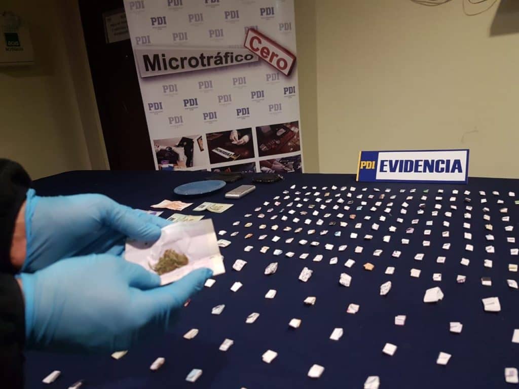 PDI sacó de circulación más de 230 dosis de droga en Curicó