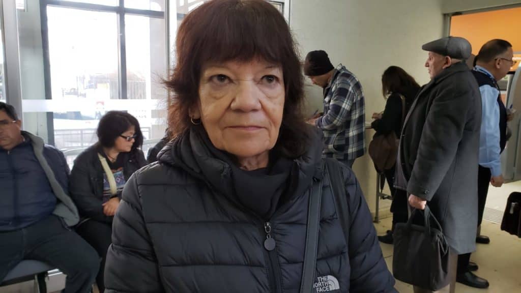 Vecinos de Villa El Manzano amenazan con toma de camino