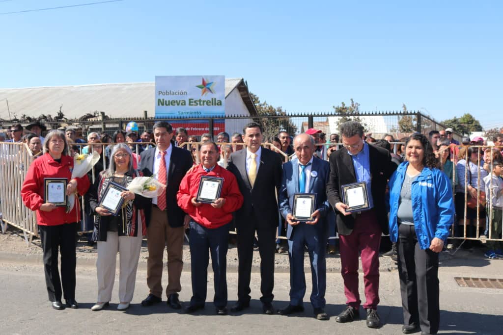 Multidinario desfile de Fiestas Patrias en Sarmiento