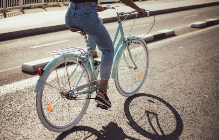 Talca lidera uso de bicicletas superando a Curicó
