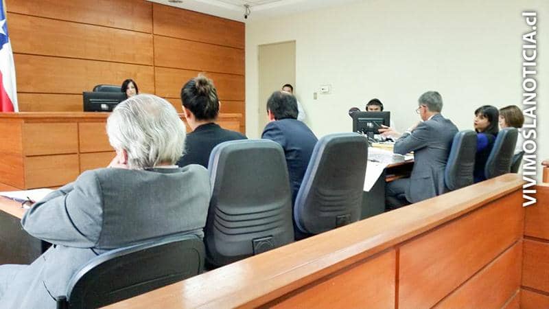 Jueza curicana pidió “minuto de silencio” por víctimas del golpe militar