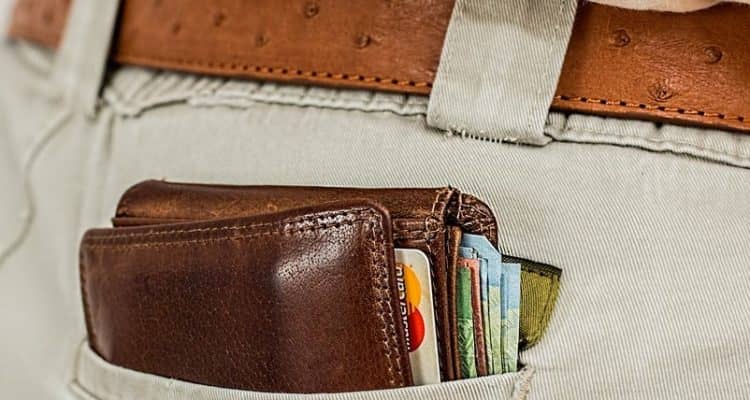 Sueldos de funcionarios públicos crecieron y promedian $1,4 millones