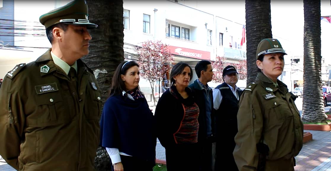 Gobernadora Pons supervisó cambio de turno policial
