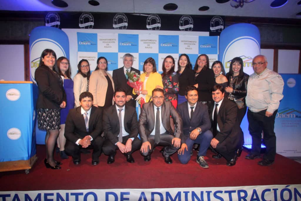 Rauco celebró a sus maestros y asistentes de la educación en su día