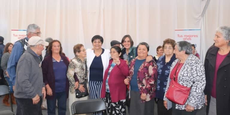 Celebran el mes del adulto mayor en Teno