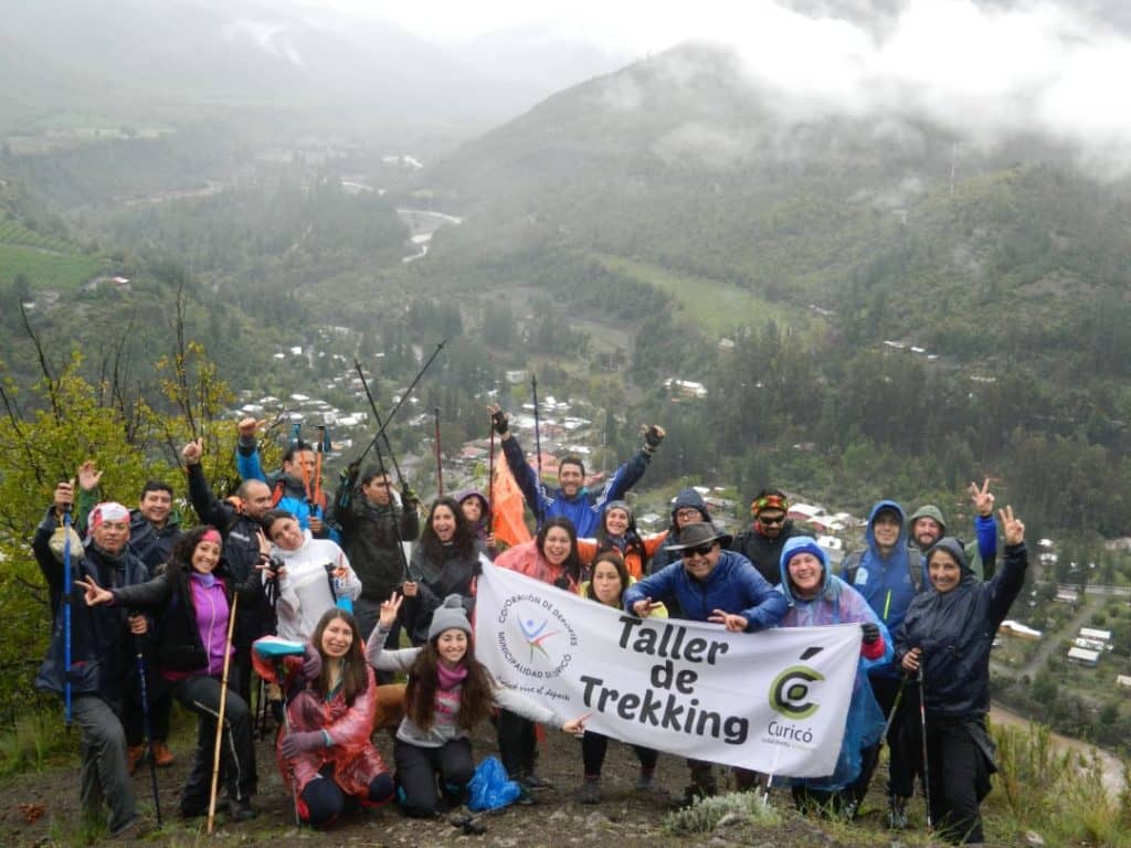 Grupo de trekking curicano realizó excursión en Los Queñes