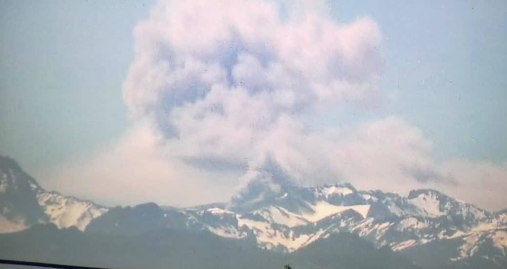 Volcán Planchón Peteroa podría generar nuevas emisiones de cenizas de alta intensidad